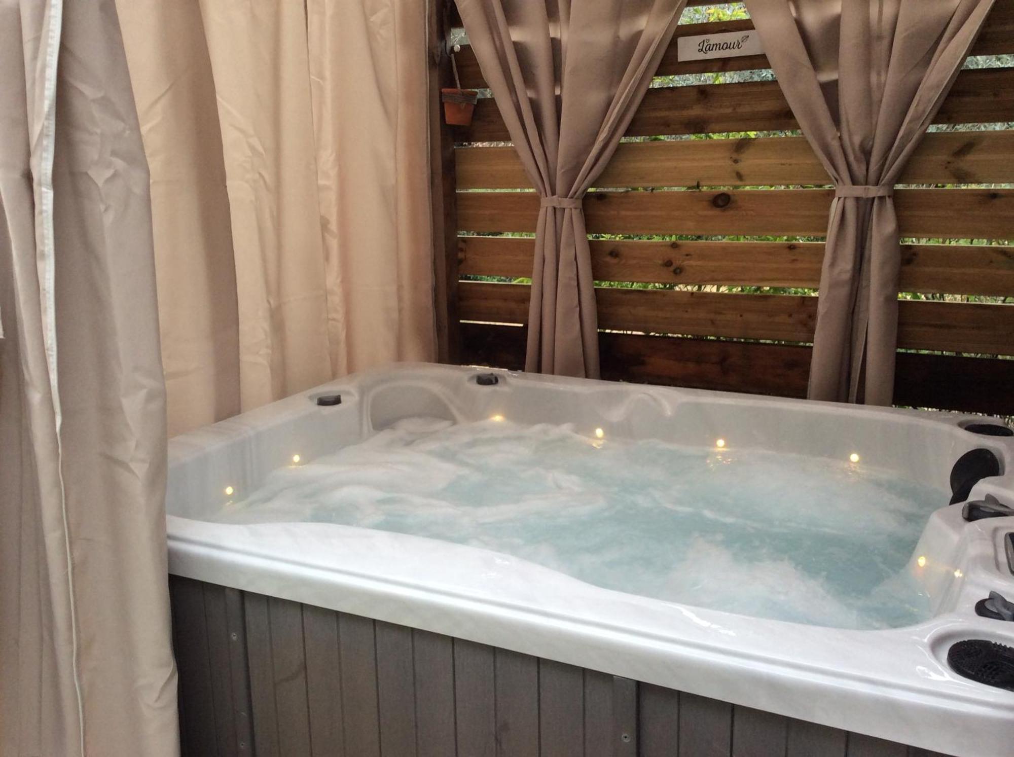 L'Oustaou B&B Piscine & Spa Besse-sur-Issole Екстер'єр фото