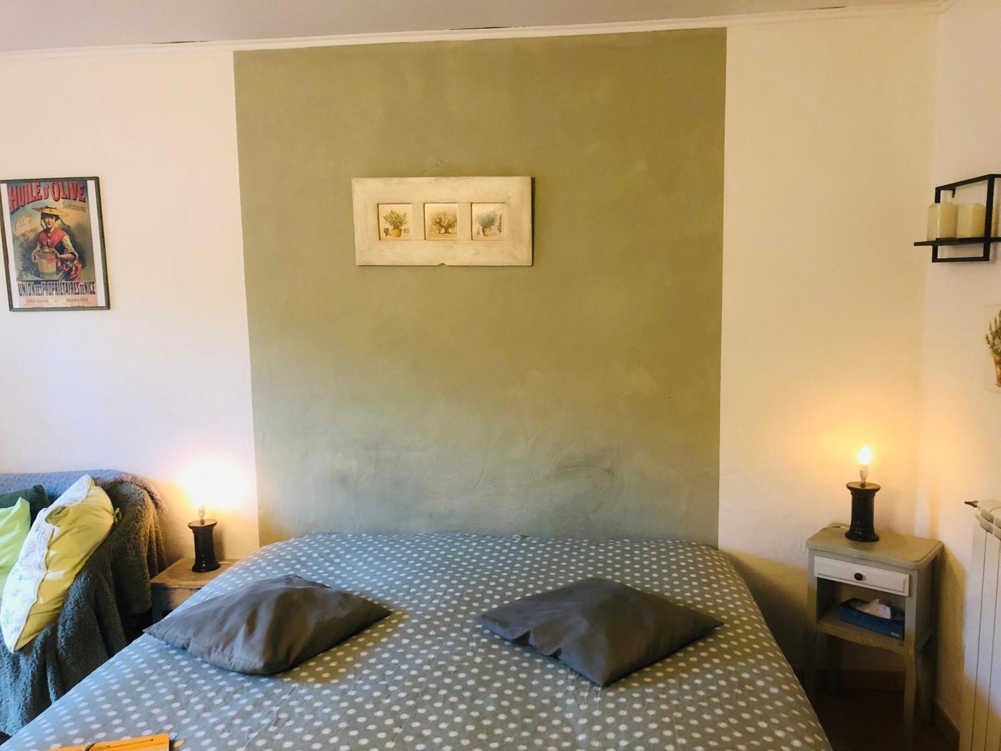 L'Oustaou B&B Piscine & Spa Besse-sur-Issole Екстер'єр фото