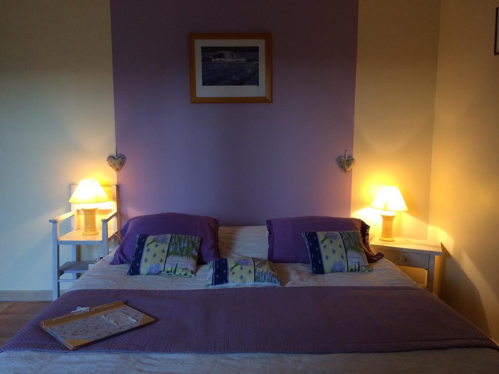 L'Oustaou B&B Piscine & Spa Besse-sur-Issole Екстер'єр фото